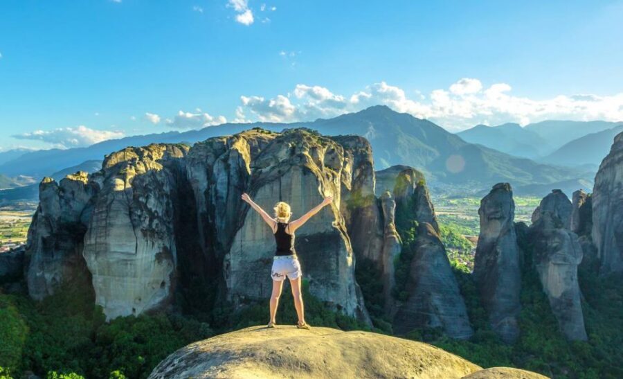 Thessaloniki: Full-Day Bus Trip to Meteora - Who should book this Meteora day trip from Thessaloniki?