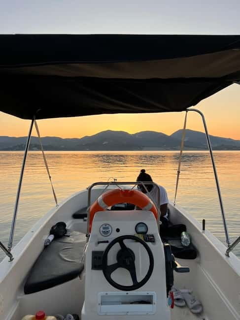Zakynthos: Laganas Bay, Myzithres & Turtles Speedboat Tour - Guide skills: why names like Jimmy and Fred keep coming up