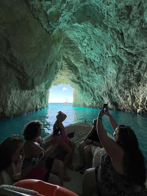 Zakynthos: Laganas Bay, Myzithres & Turtles Speedboat Tour - Keri Caves: swimming near arches, plus a photo stop that’s worth it