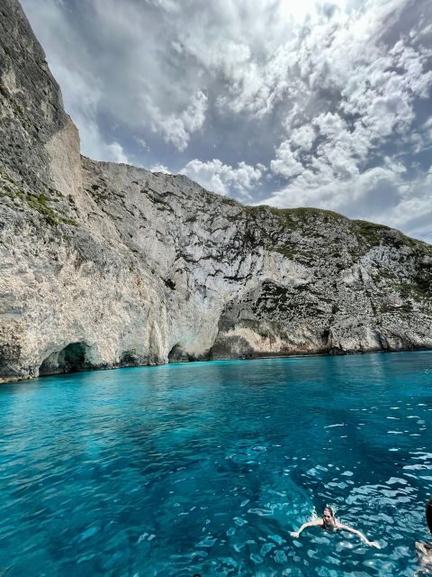 Zakynthos: Turtle Island & Keri Caves Glass-Bottom Boat Tour - The on-water route: Cameo Island, Laganas cruise, then the caves